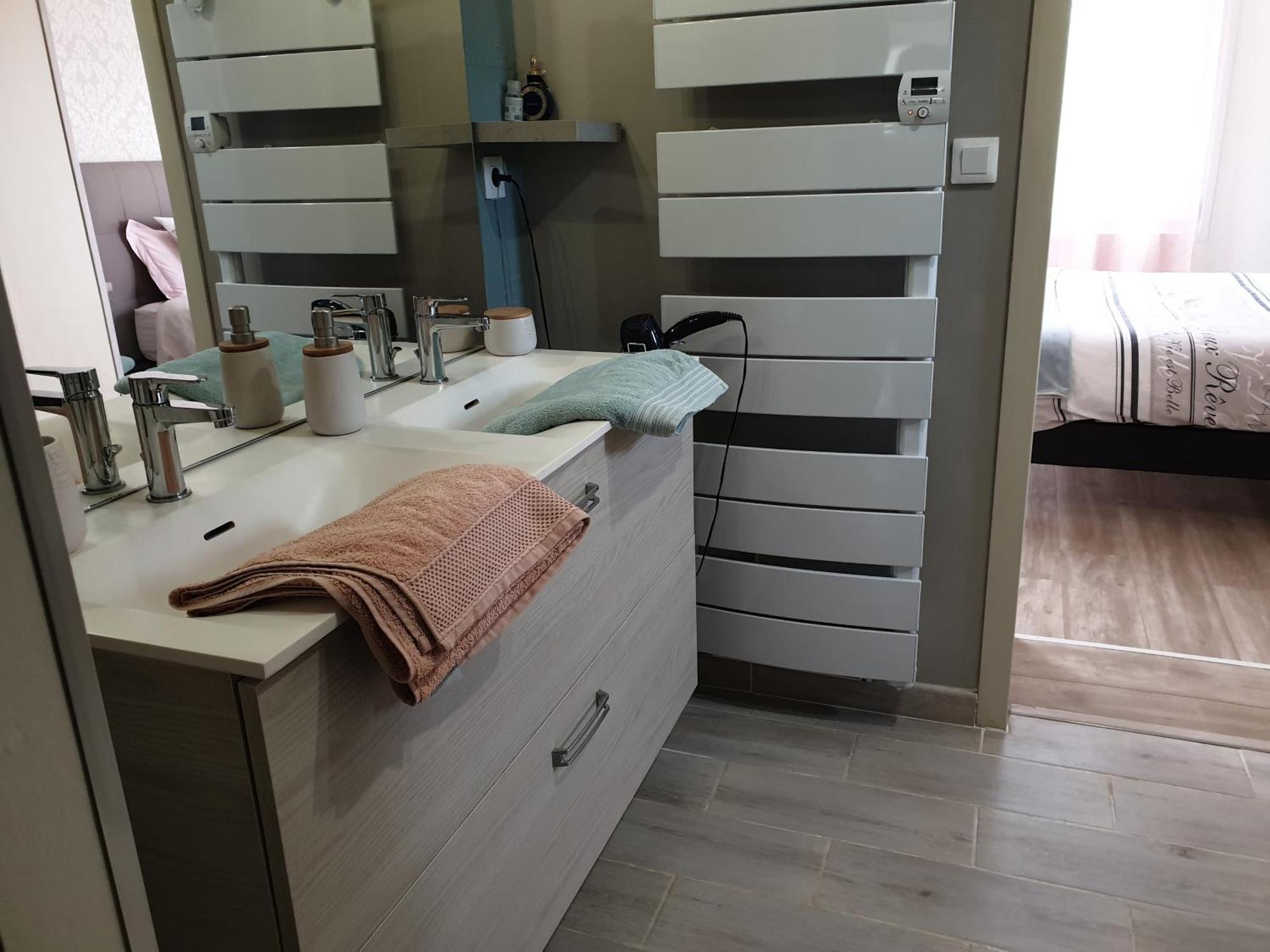 Chambre Entre Mer Et Campagne Greville-Hague ภายนอก รูปภาพ